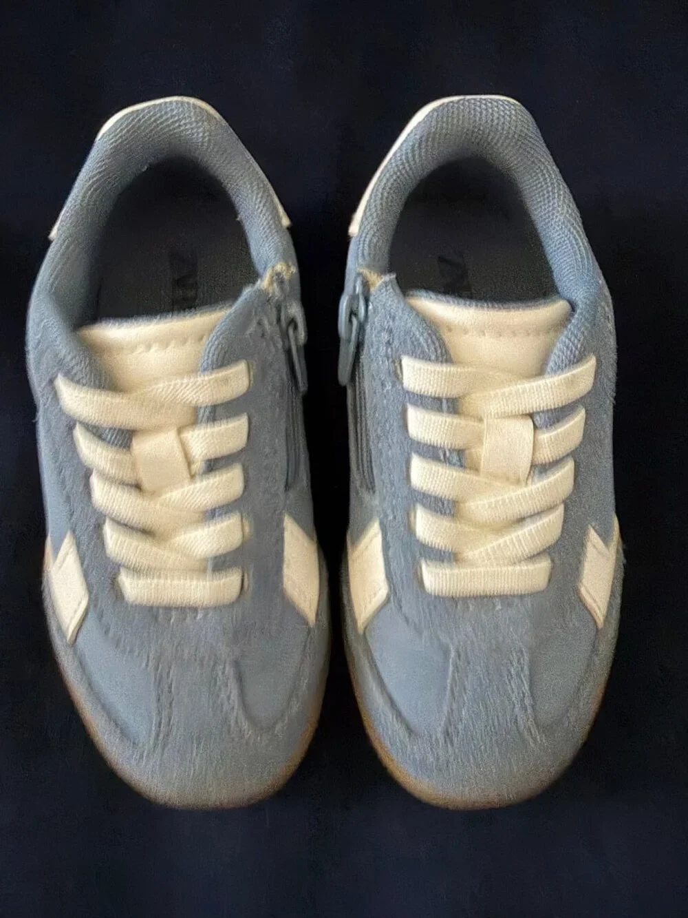 Like New - Zara SOFT SNEAKERS - Size 6.5 Toddler/ 23 European